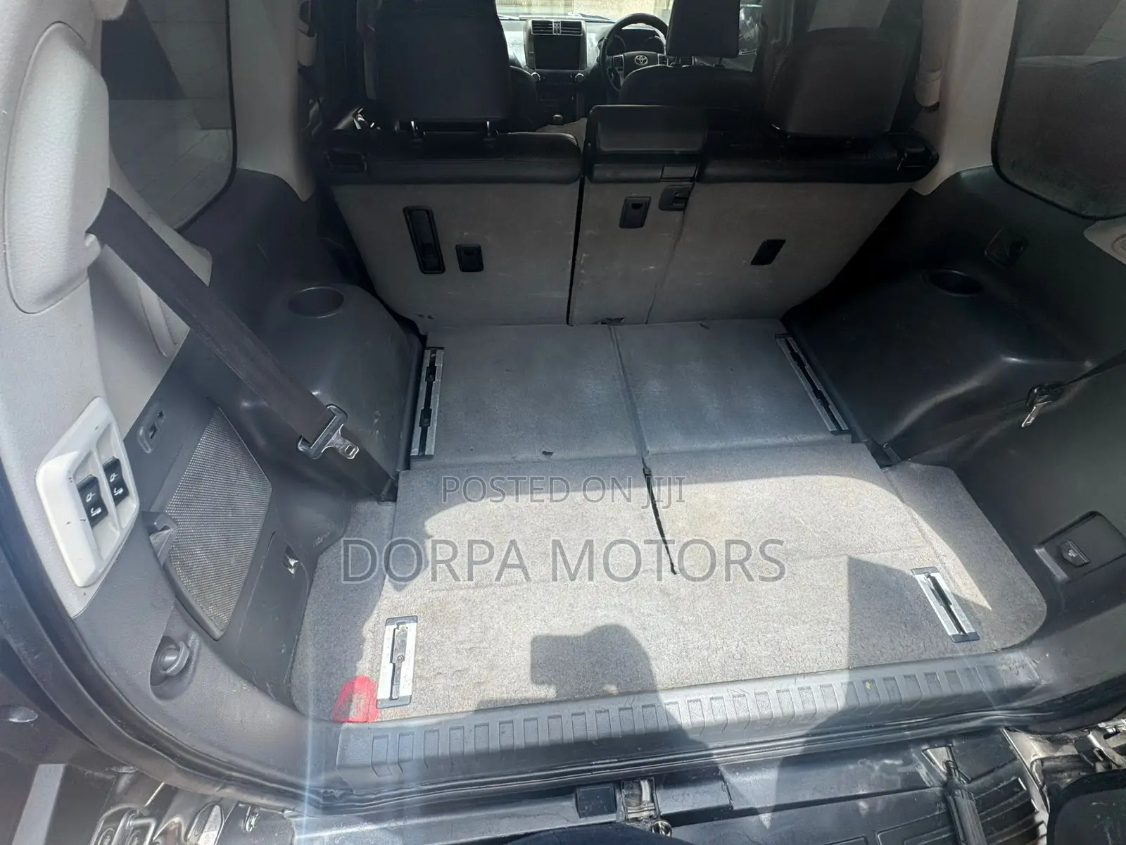 Toyota Land Cruiser 4.0 V6 GX 2010 Silver