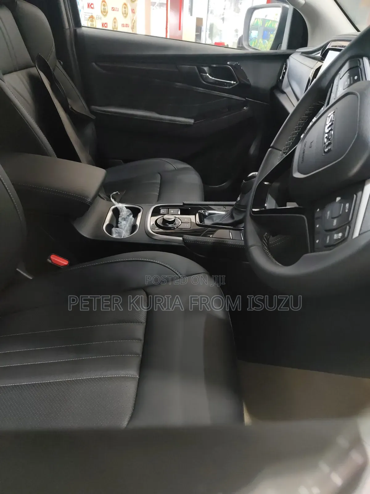 New Isuzu MU-X 2025 Gray