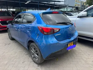 Mazda Demio 2018 Blue