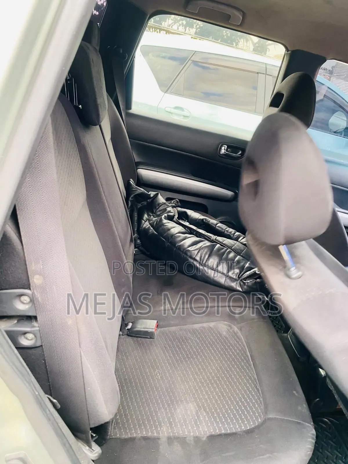 Nissan X-Trail 2011 Green