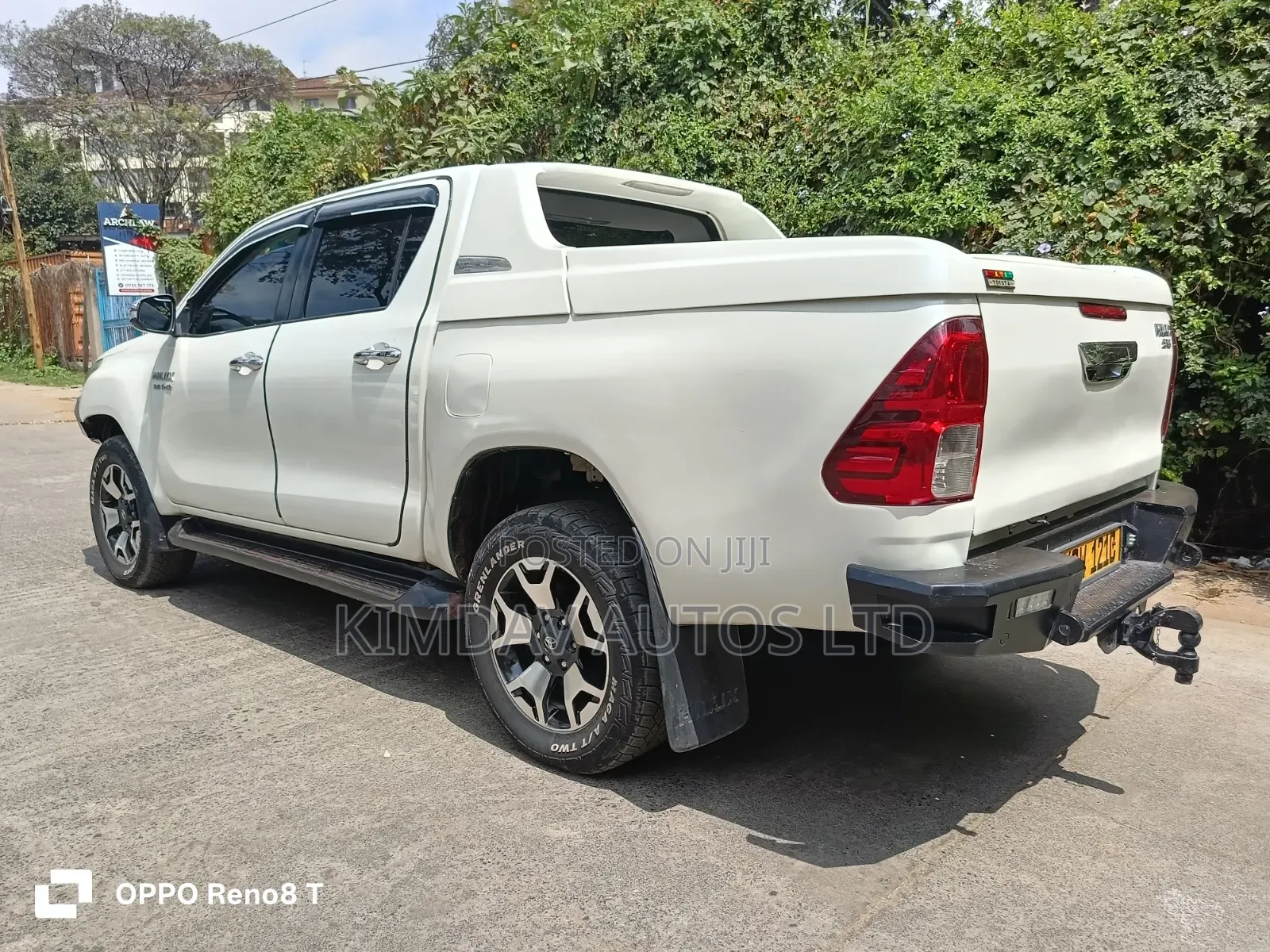 Toyota Hilux 2020 White
