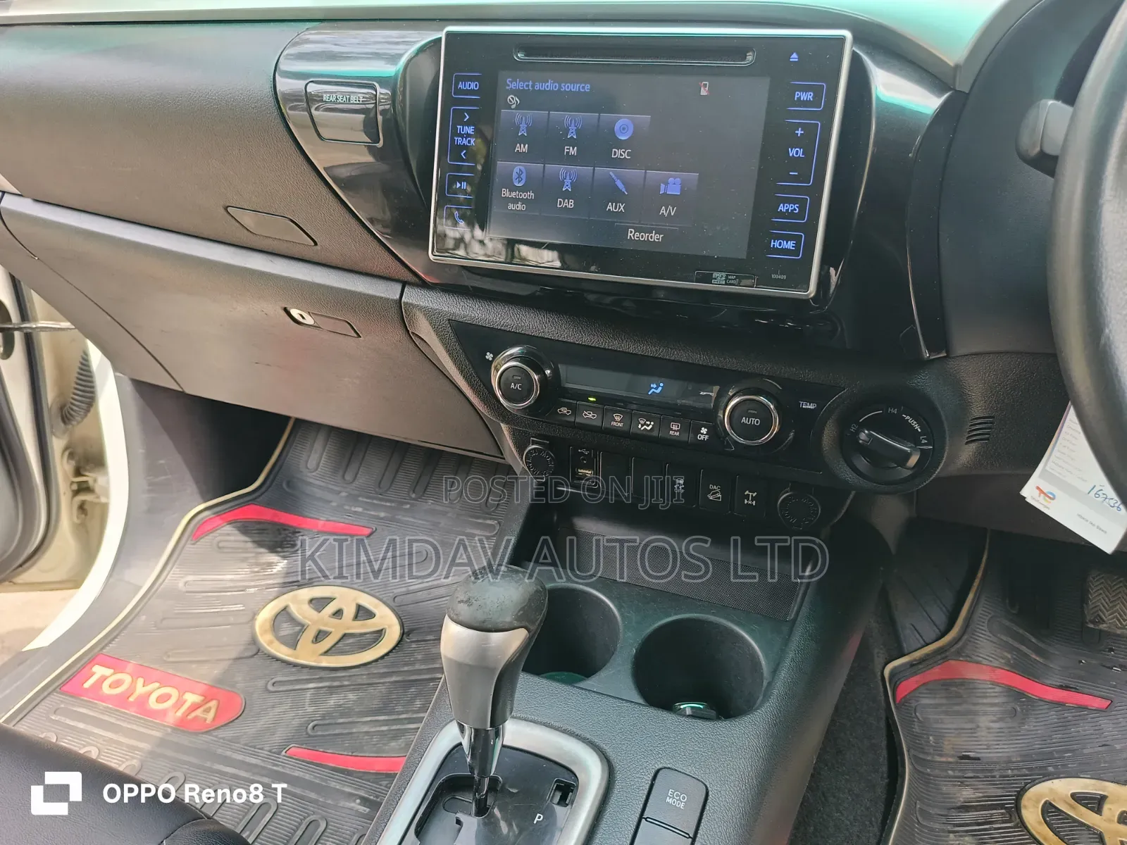 Toyota Hilux 2020 White