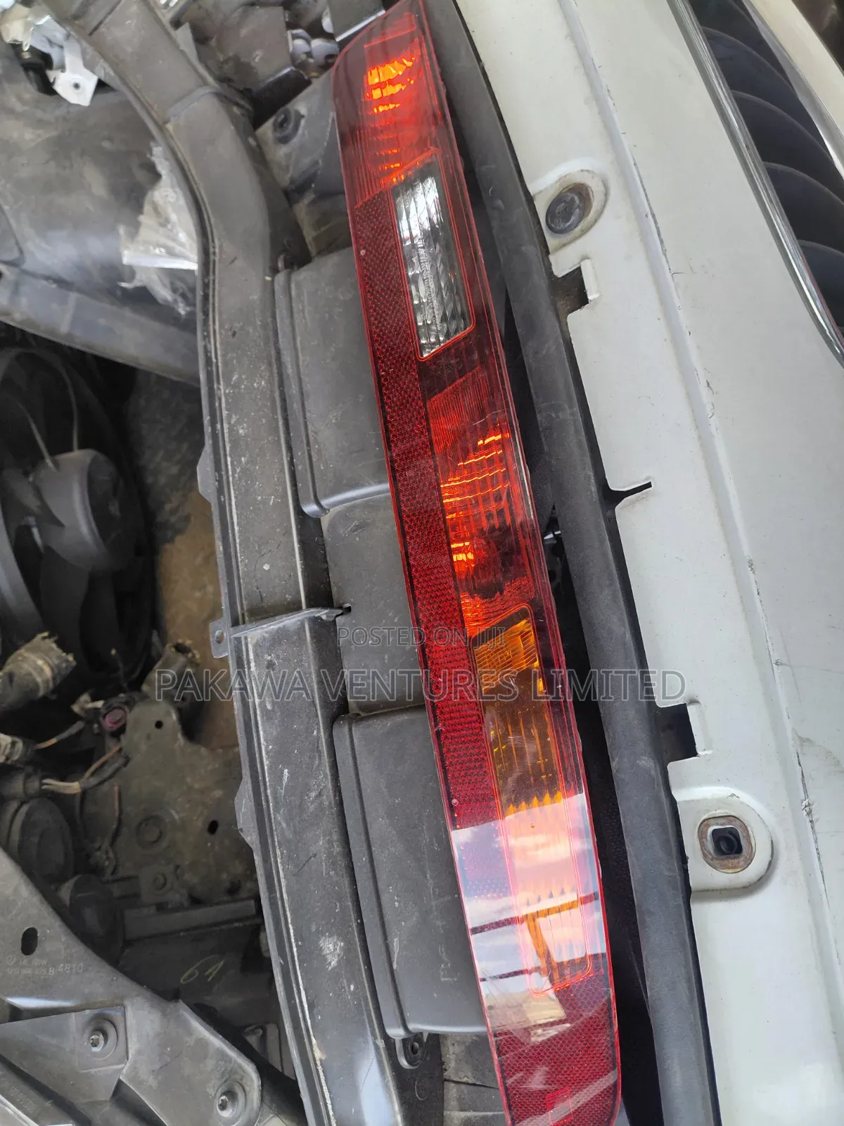 Reflective Taillights (RHS LHS 2019)
