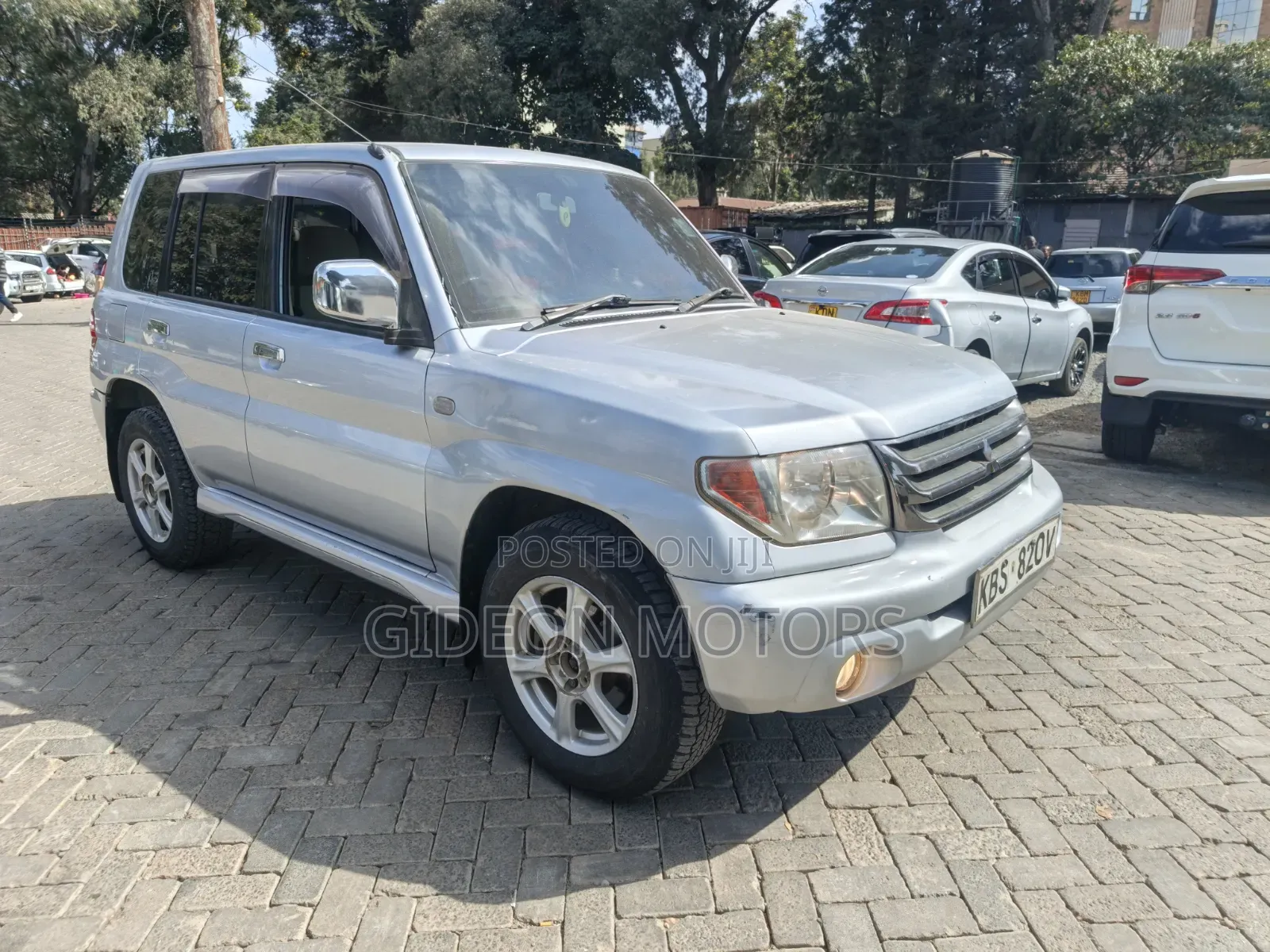 Mitsubishi Pajero 2006 Silver