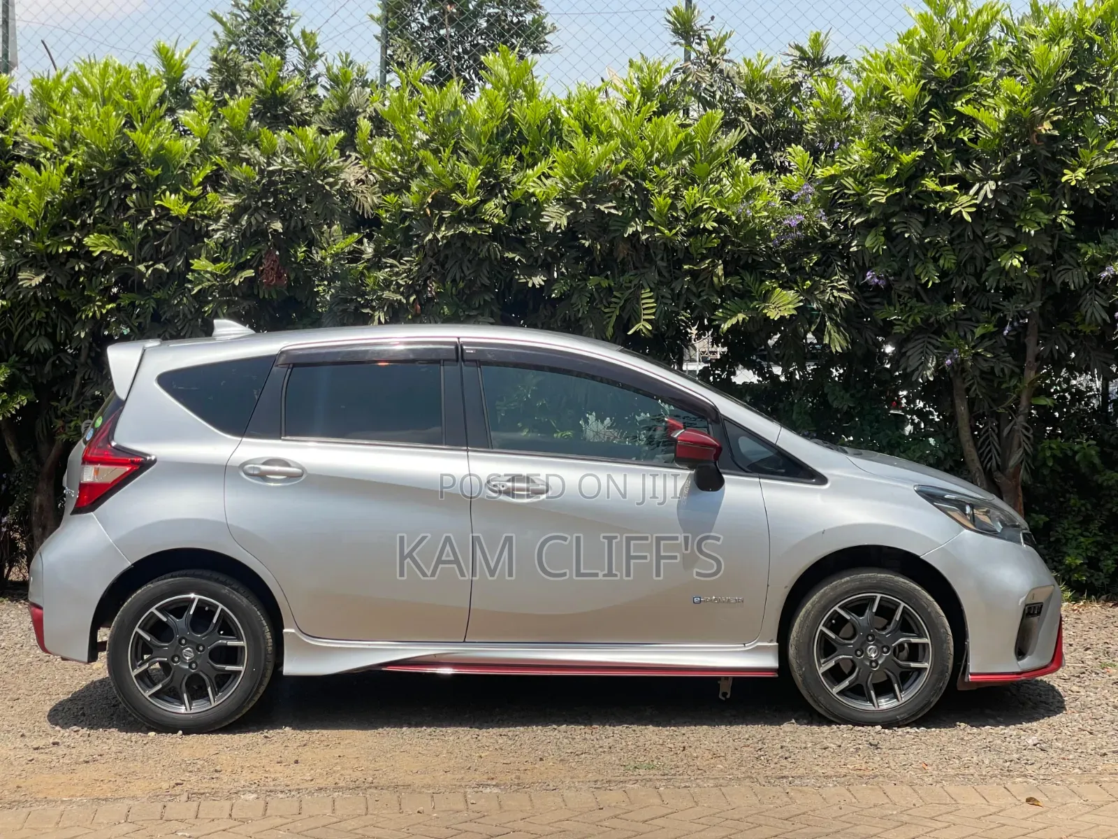 Nissan Note 2017 Silver