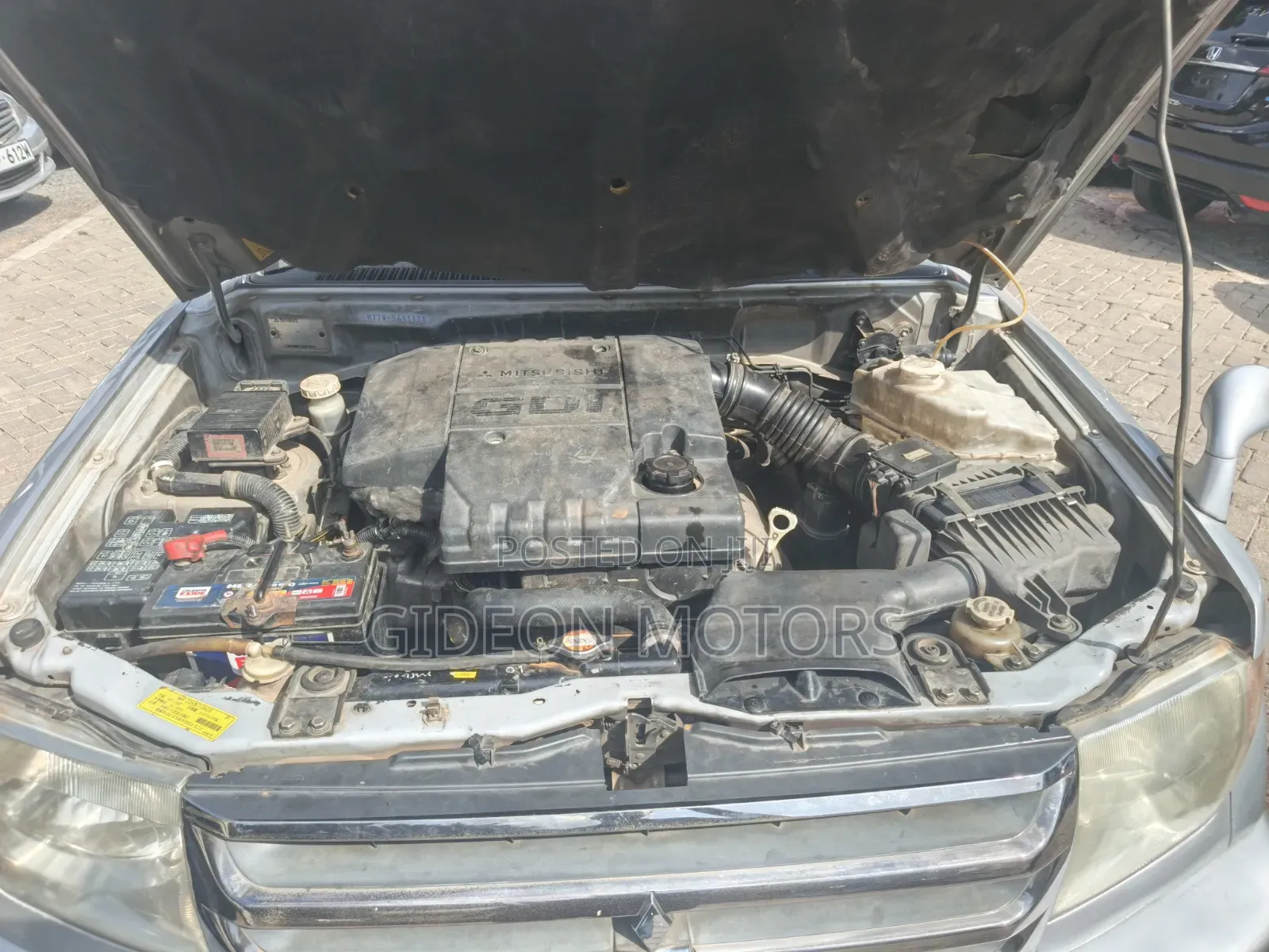 Mitsubishi Pajero 2006 Silver