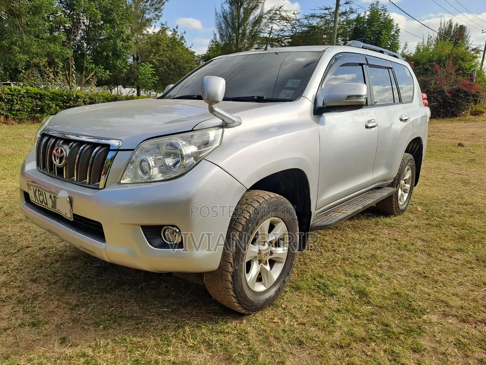 Toyota Land Cruiser Prado 2012 Silver
