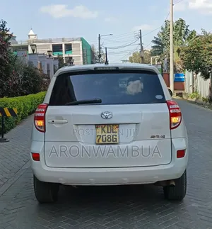 Toyota RAV4 2014 White