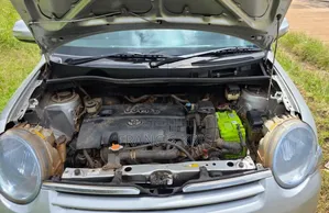 Toyota Sienta 2010 Silver