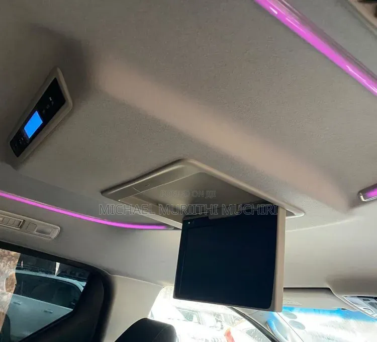 Toyota Vellfire 2019 White