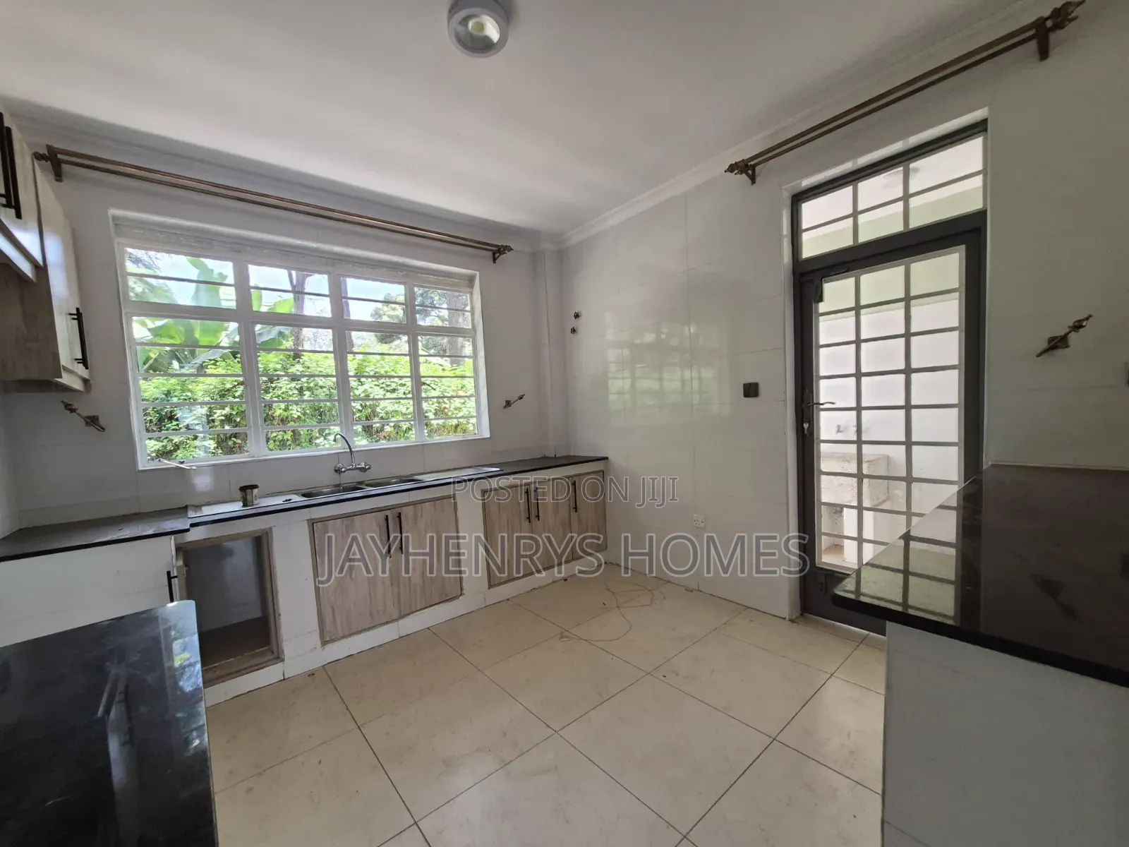 4bdrm House in Garden Estate, Roysambu for rent