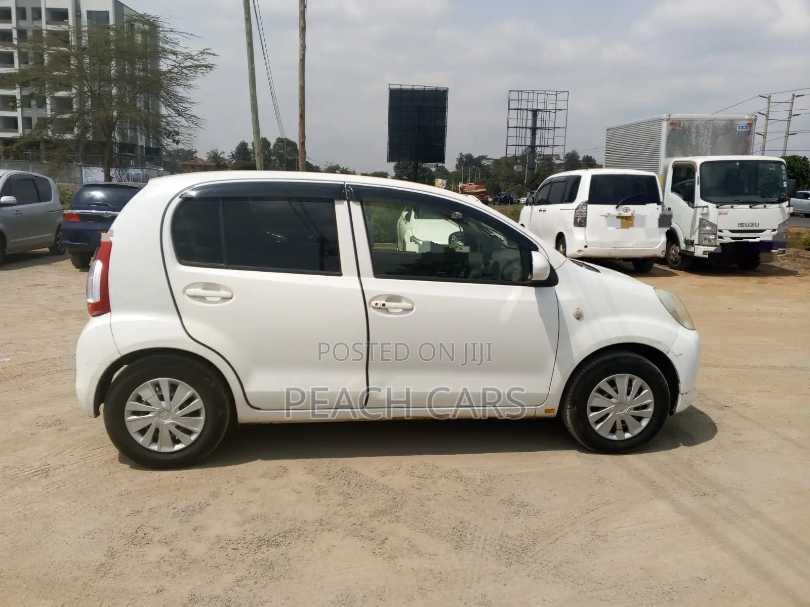 Toyota Passo 2016 White