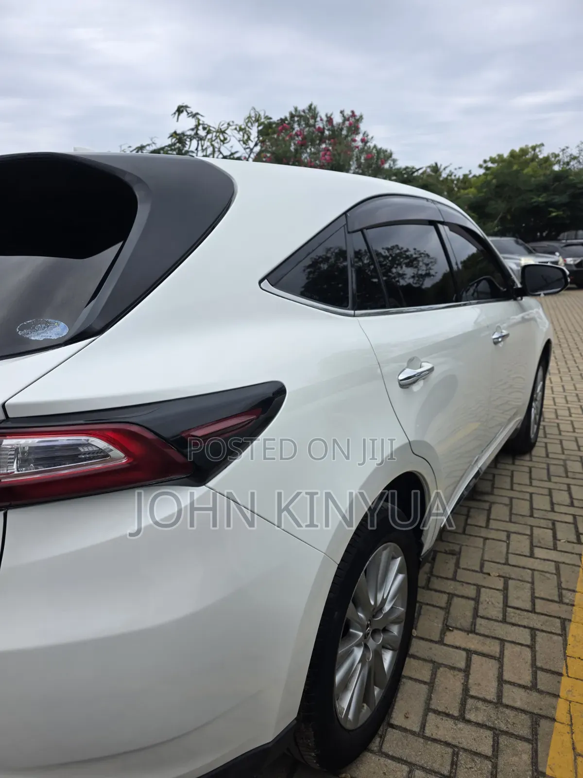 Toyota Harrier 2.0 Turbo 2018 White