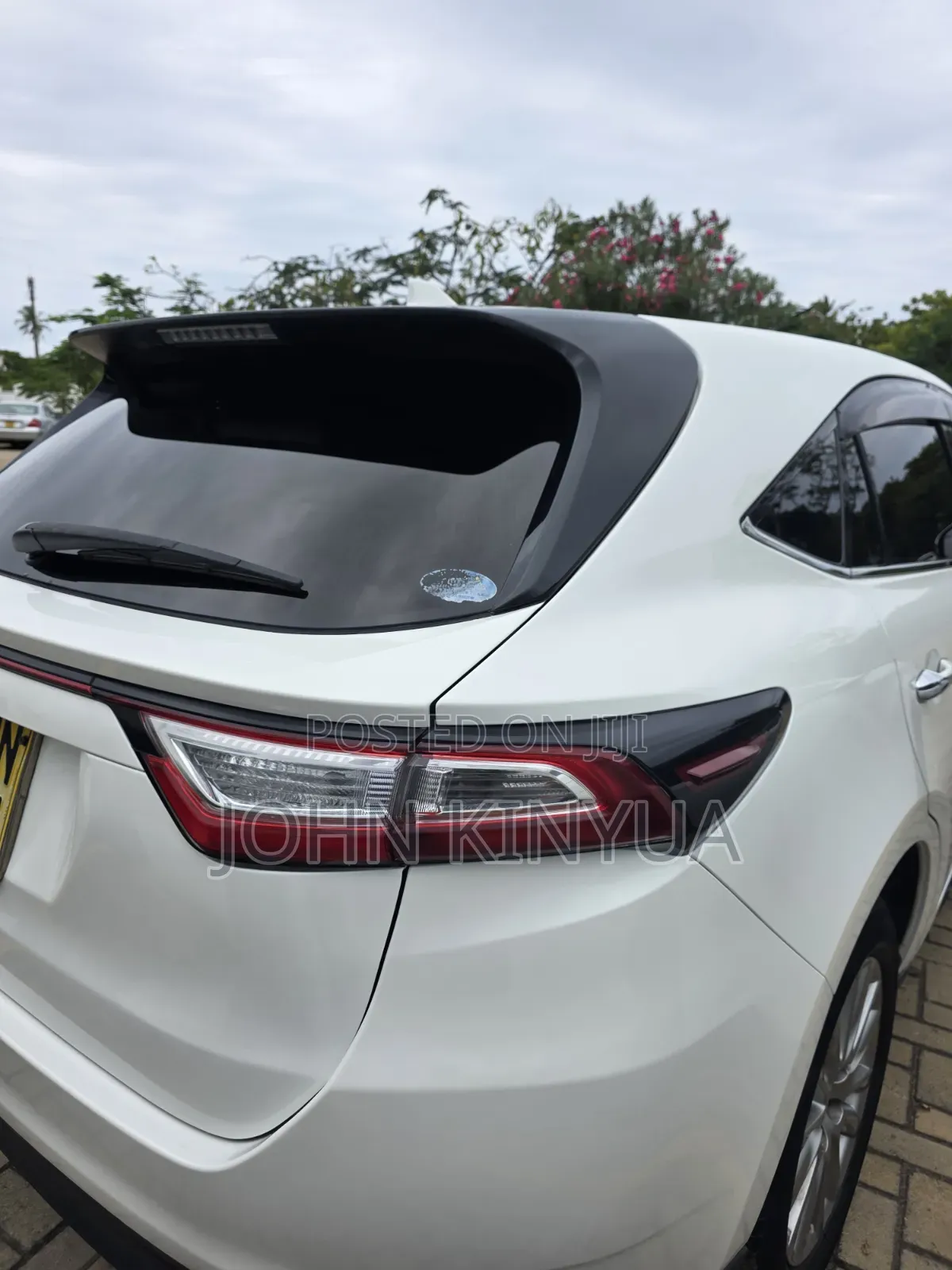 Toyota Harrier 2.0 Turbo 2018 White