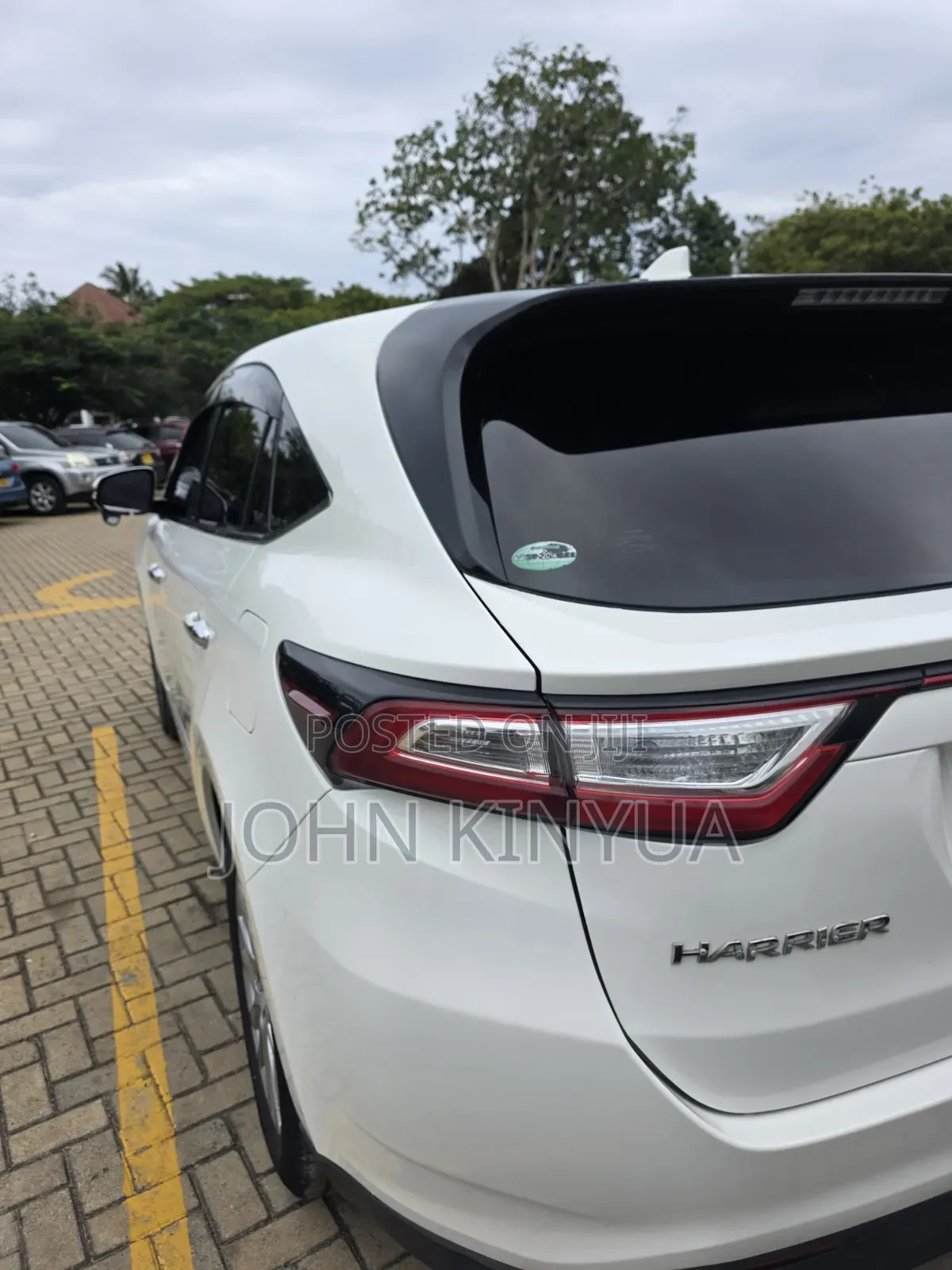 Toyota Harrier 2.0 Turbo 2018 White