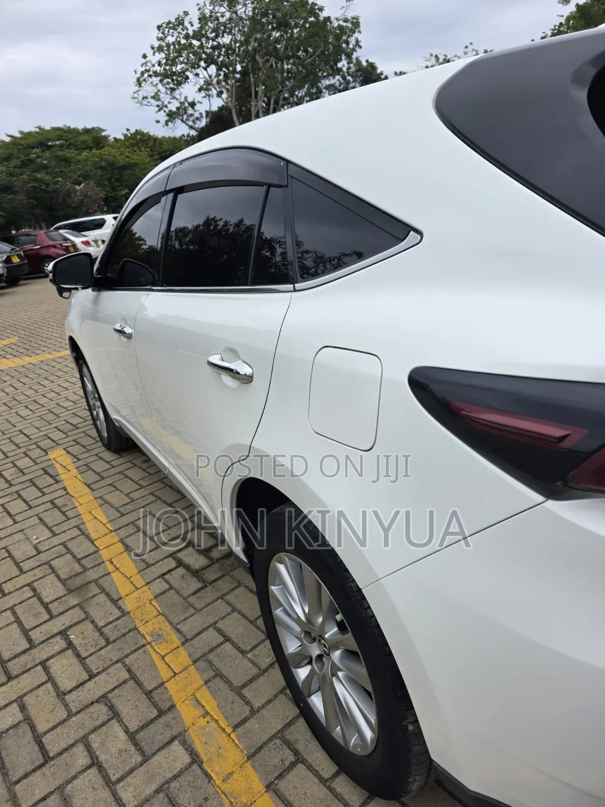 Toyota Harrier 2.0 Turbo 2018 White