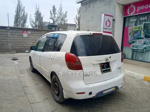 Toyota Corolla Spacio 2002 White
