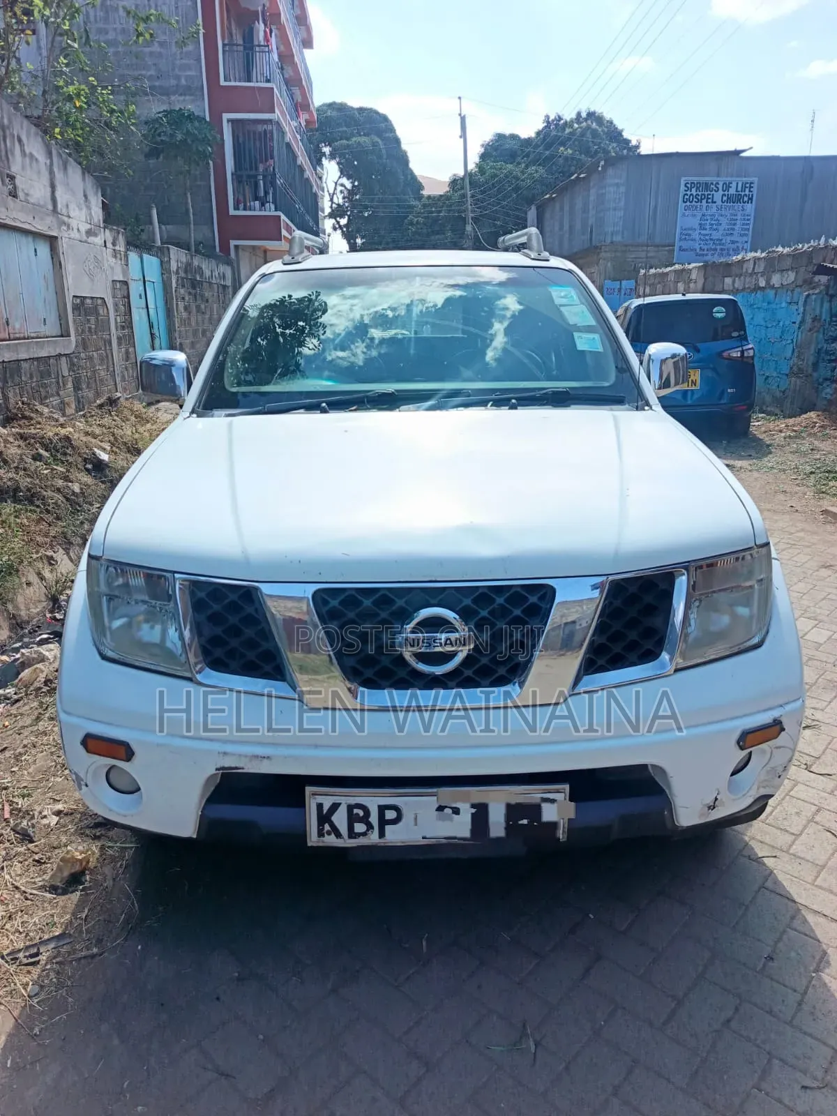 Nissan Navara 2011 White