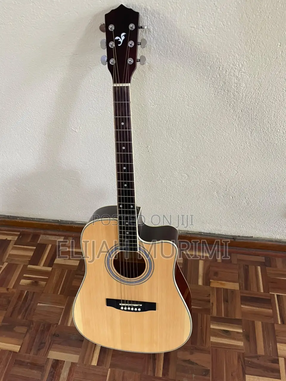 Yahama Guitar Acoustic