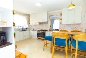 5bdrm Maisonette in Nairobi Ndogo, Kikuyu for sale