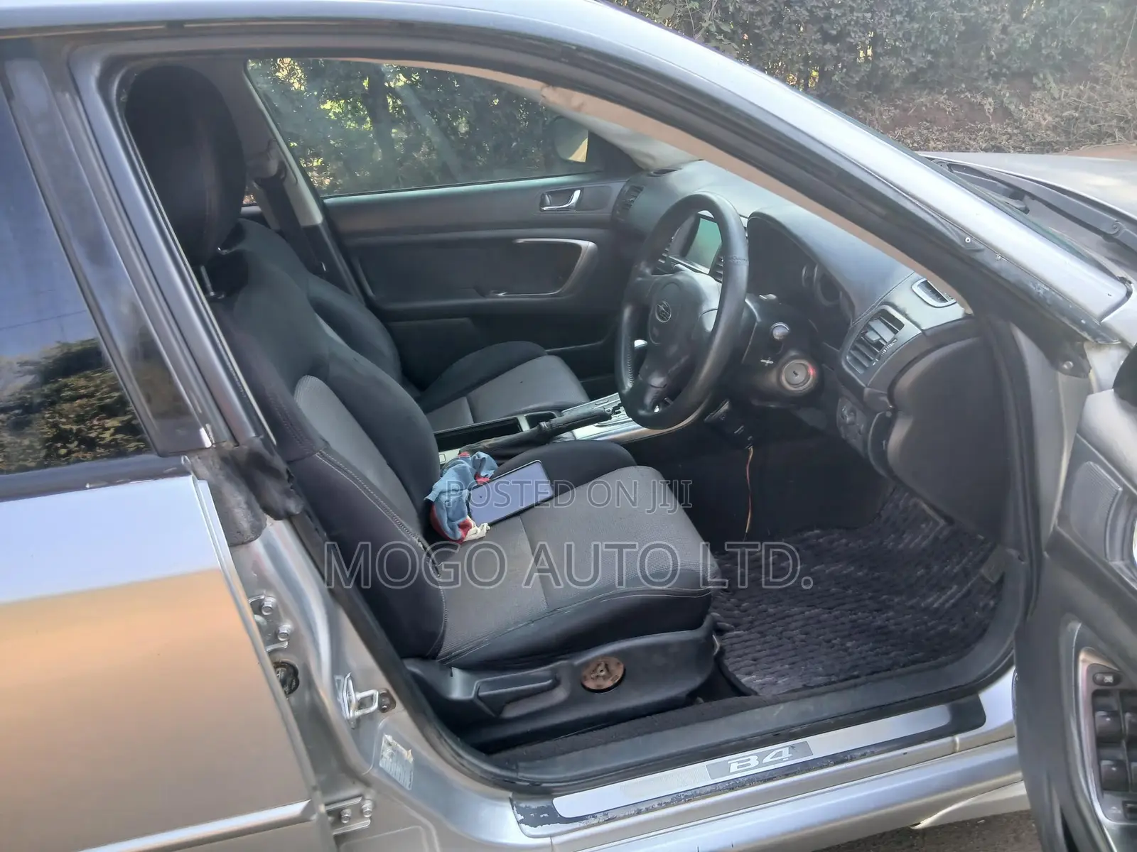 Subaru Legacy 2004 Silver