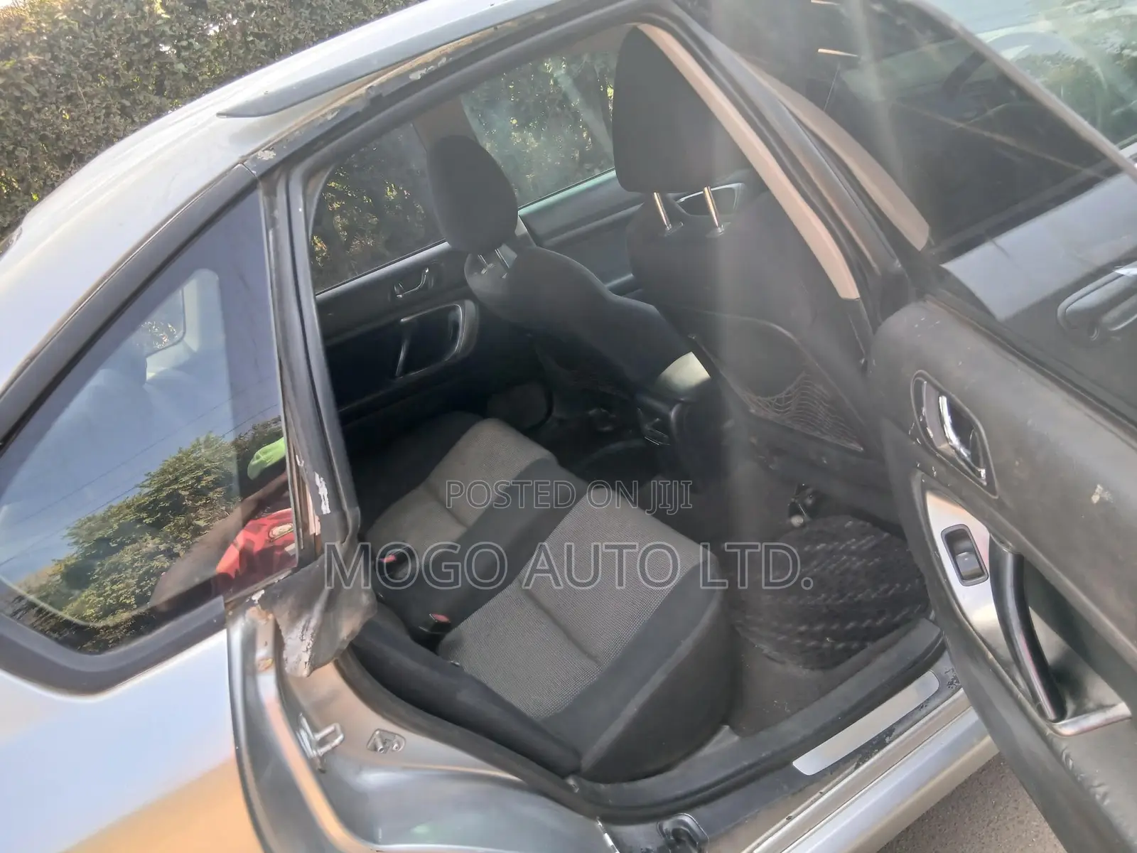 Subaru Legacy 2004 Silver