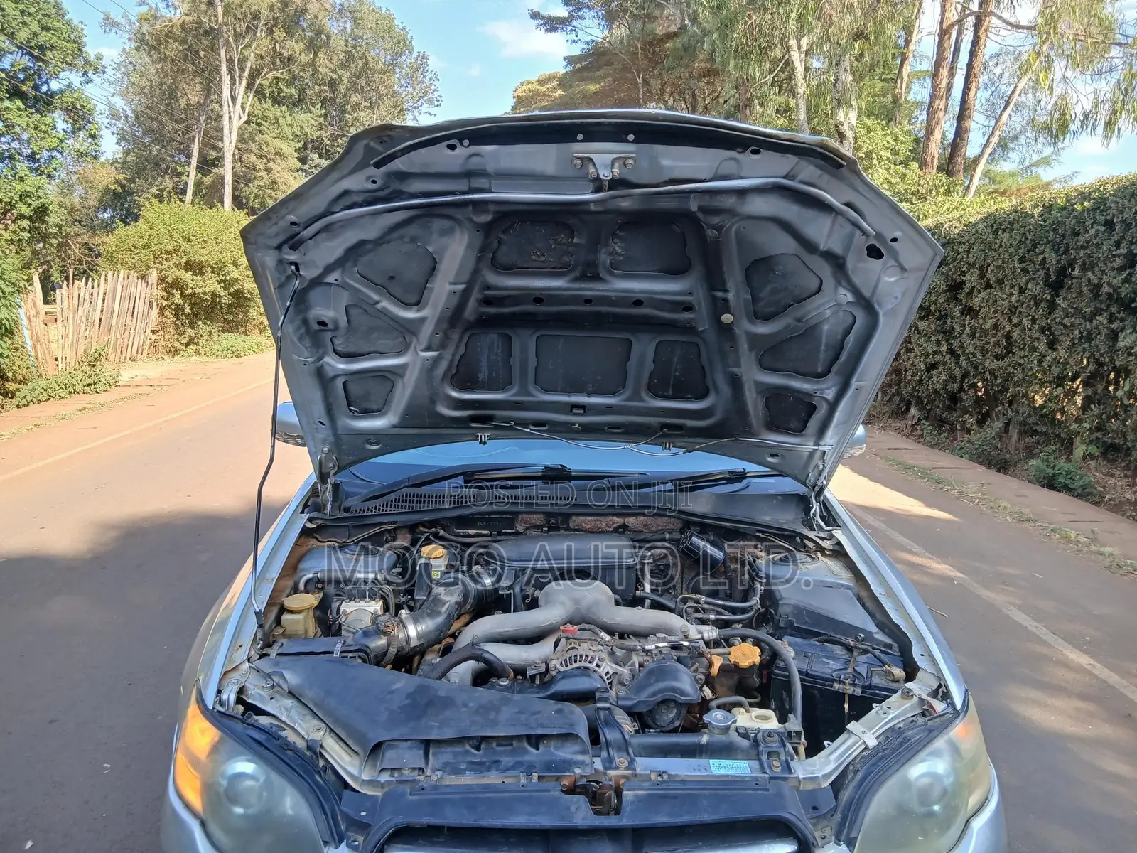Subaru Legacy 2004 Silver