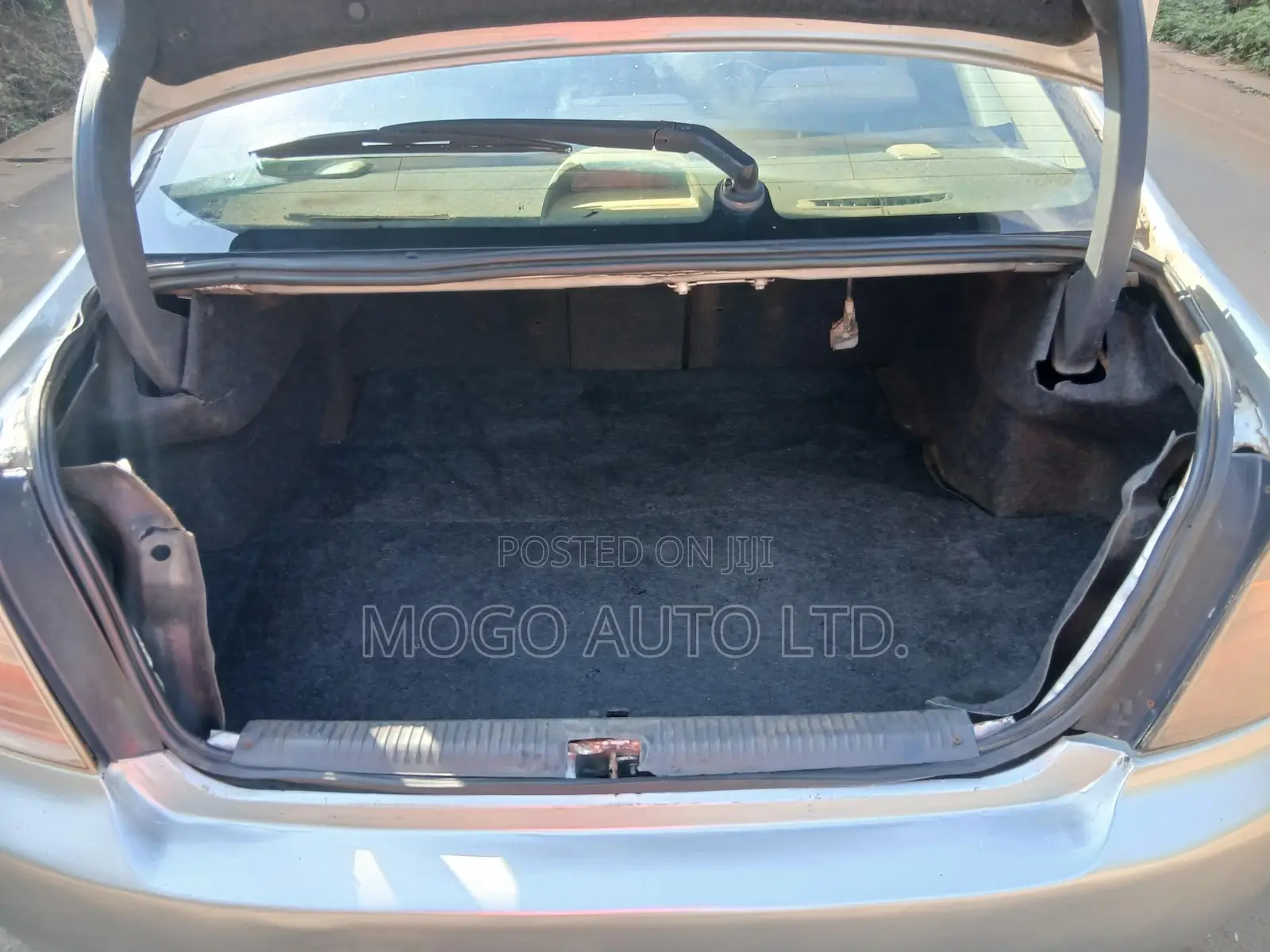 Subaru Legacy 2004 Silver
