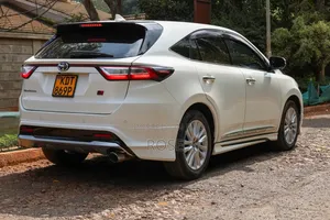Toyota Harrier 2018 White