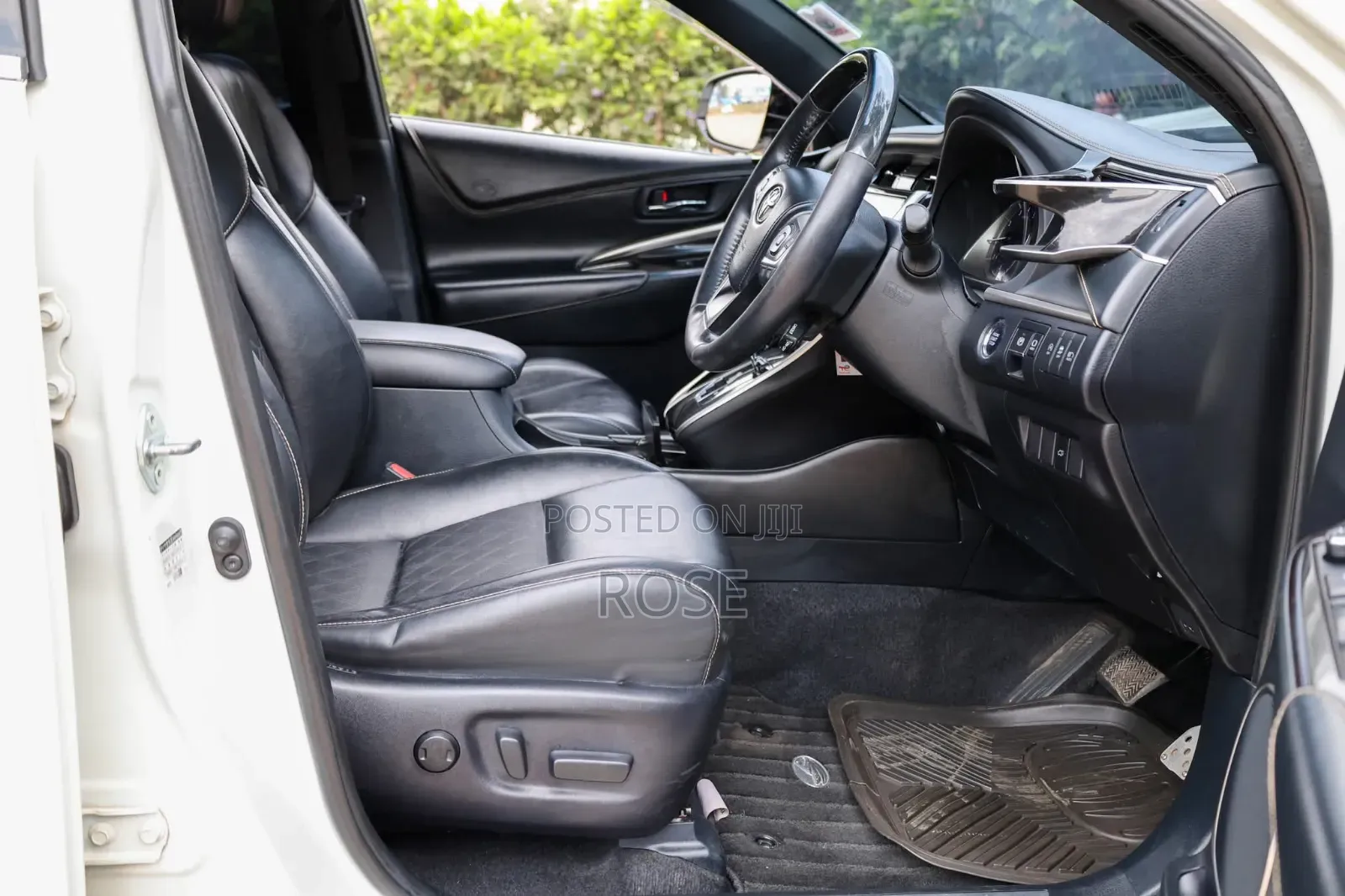 Toyota Harrier 2018 White