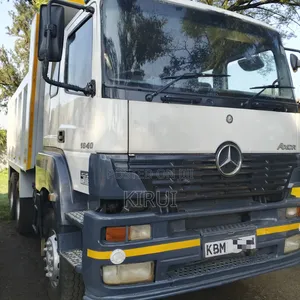 Mercedes Benz Axor Tipper