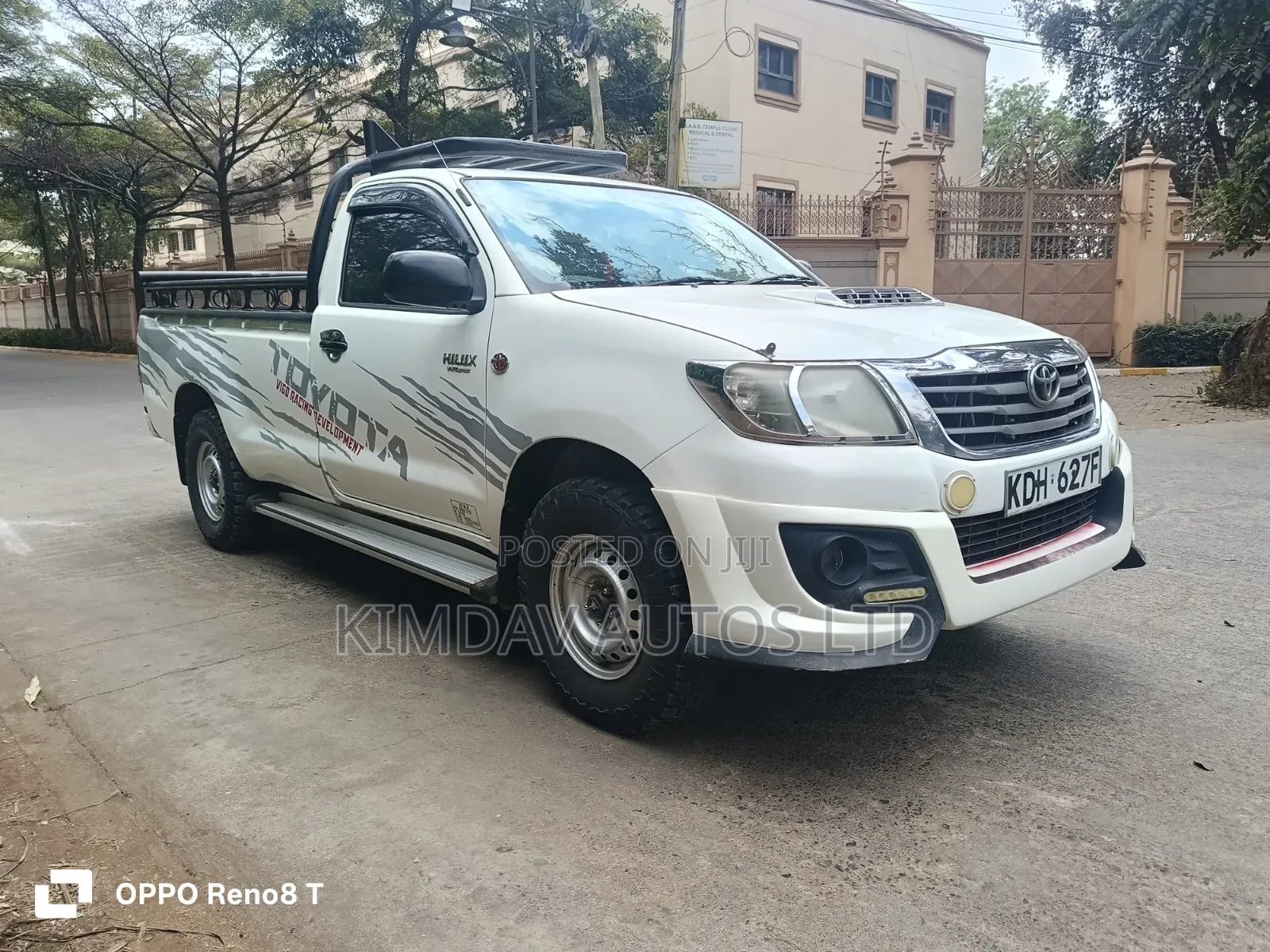 Toyota Hilux 2015 White