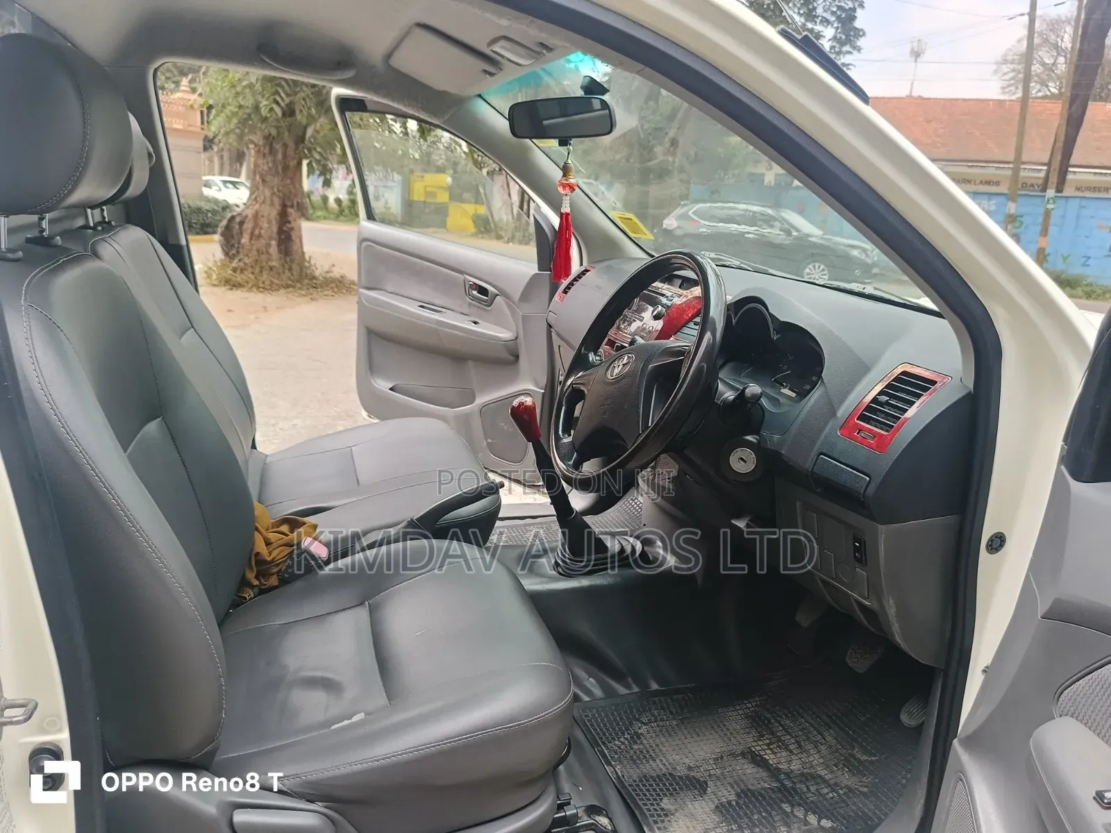 Toyota Hilux 2015 White