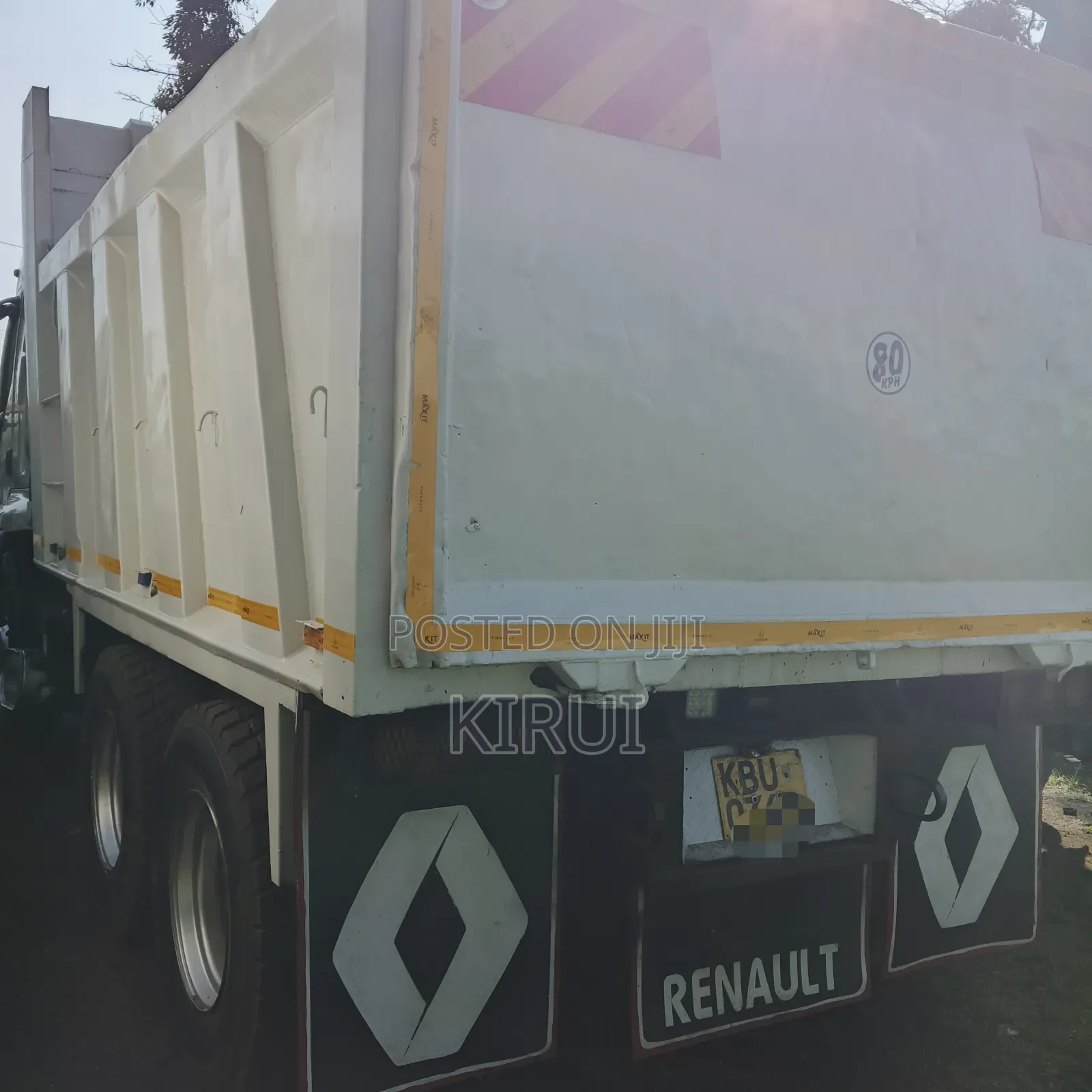 Renault Tipper Lorry
