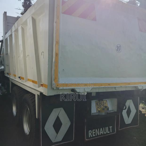 Renault Tipper Lorry - thumbnail 4