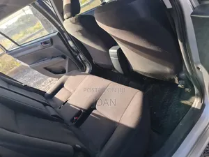 Toyota Corolla Fielder 2018 Silver