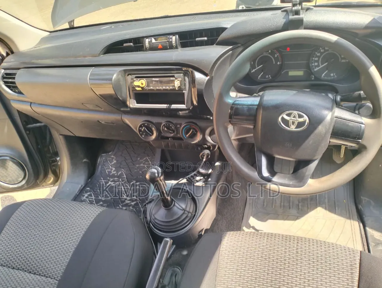 Toyota Hilux 2021 Gray