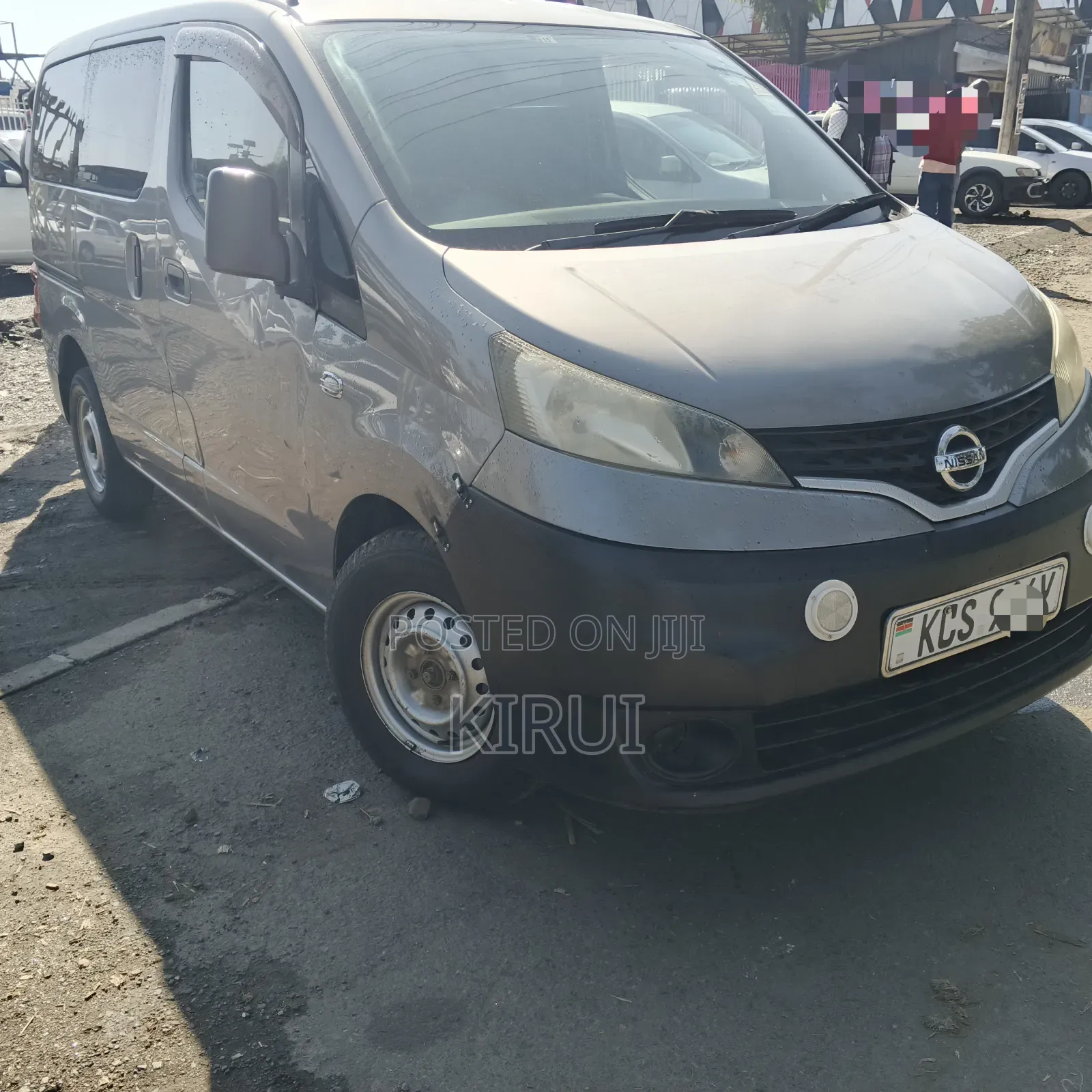 Nissan NV200 2013