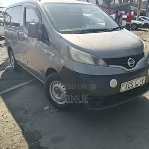 Nissan NV200 2013