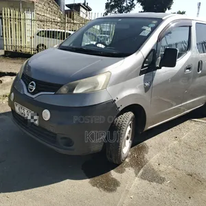 Nissan NV200 2013