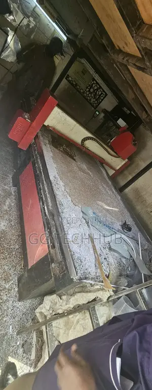 Second Water Cooled CNC 8*4ft