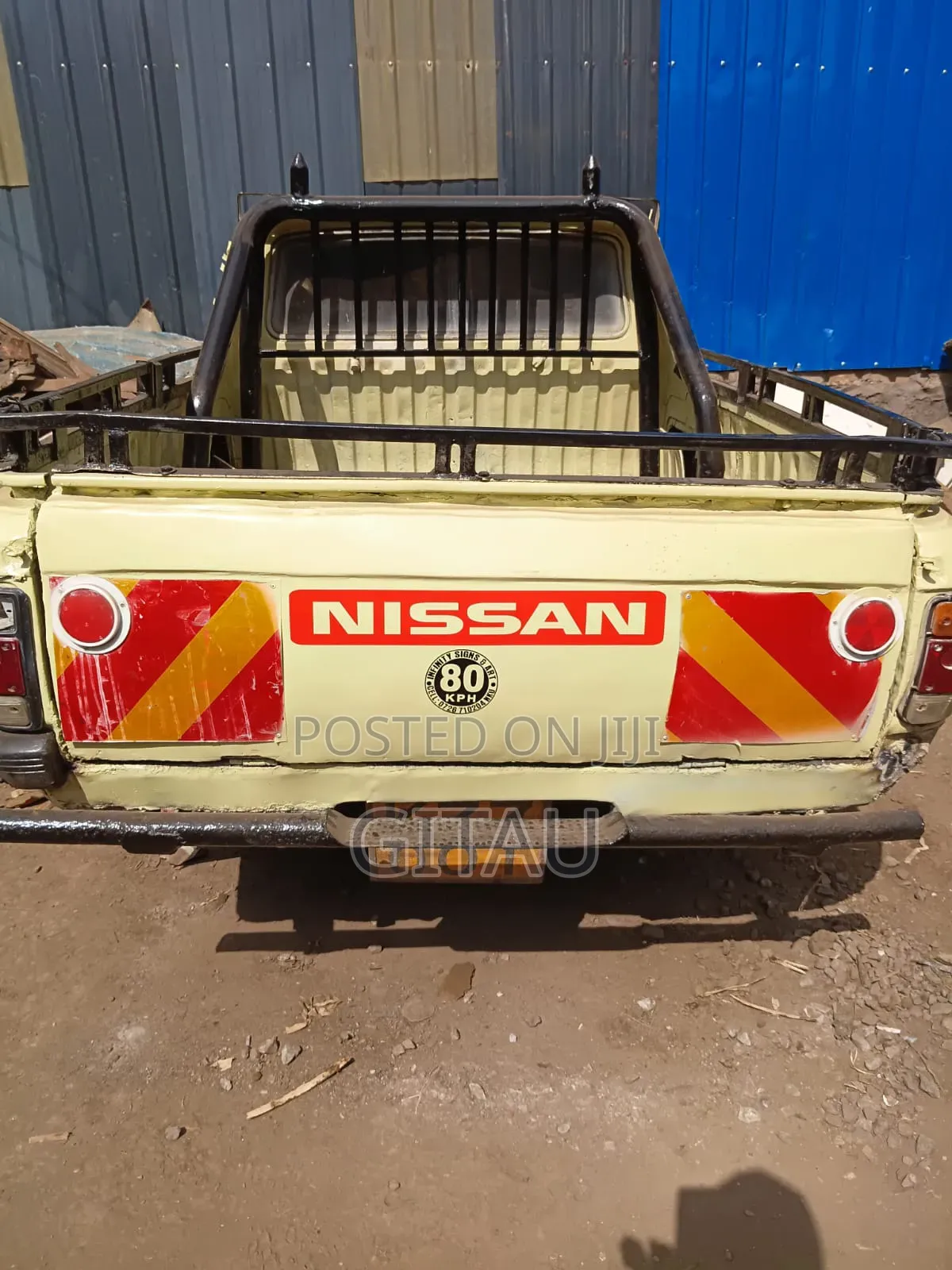 Nissan 1400 1989 Beige