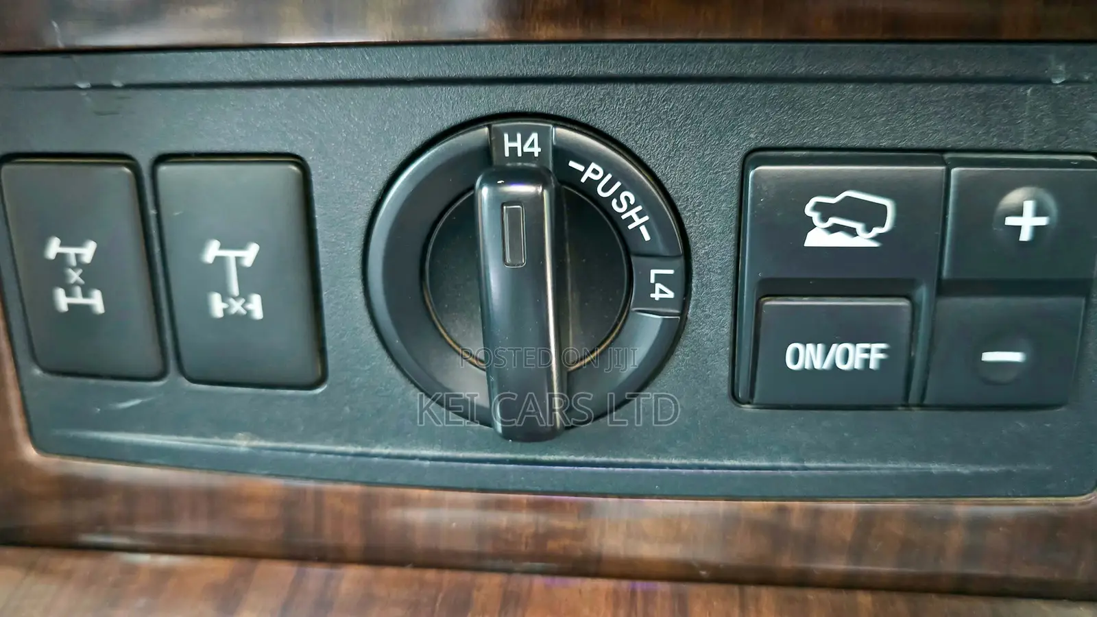 Toyota Land Cruiser Prado KAKADU 2012 Black