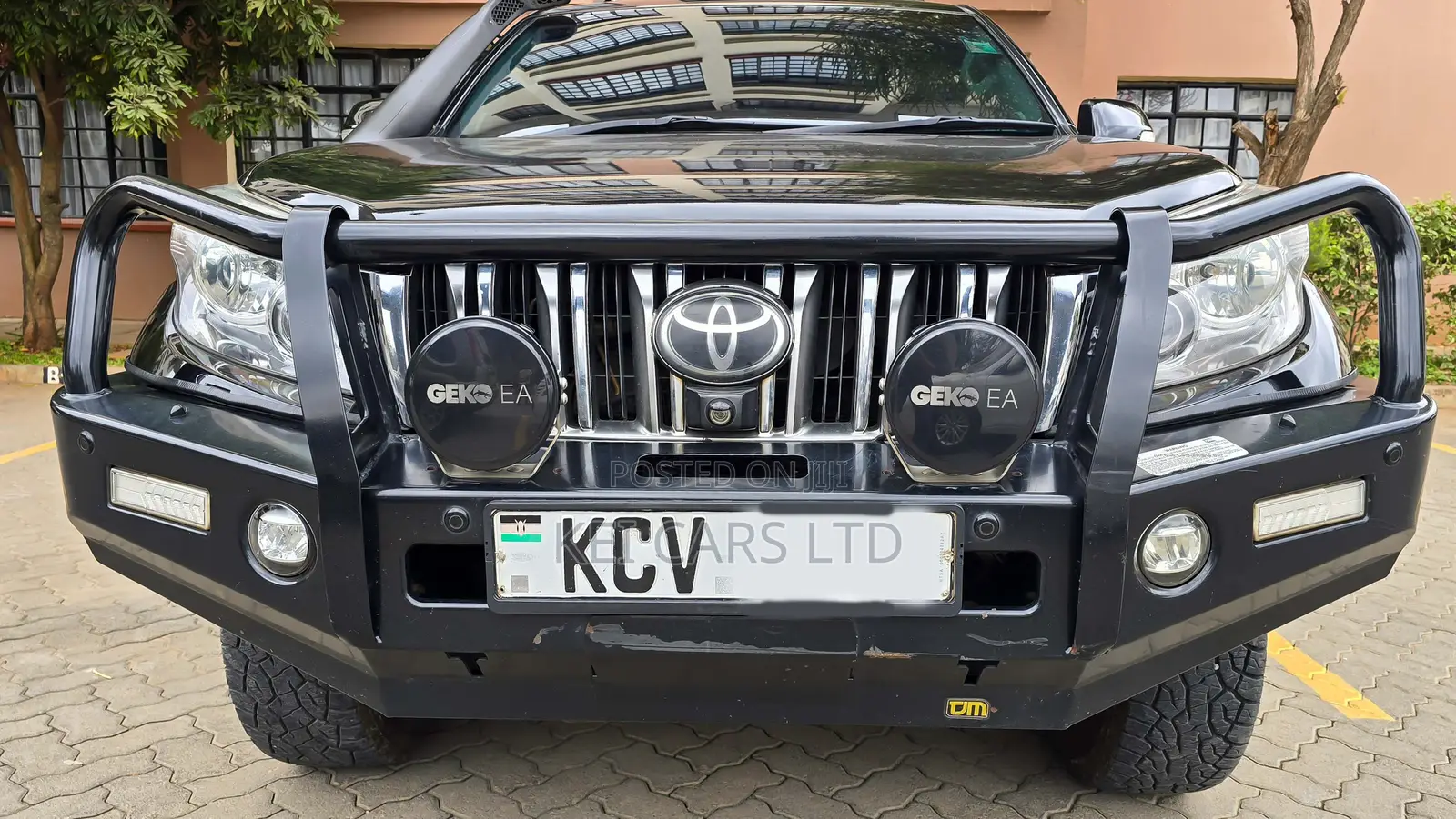 Toyota Land Cruiser Prado KAKADU 2012 Black