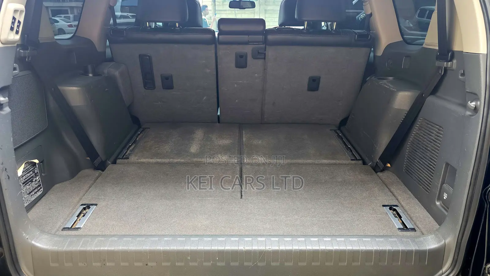 Toyota Land Cruiser Prado KAKADU 2012 Black