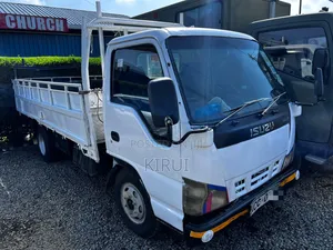 Isuzu Elf NKR Canter