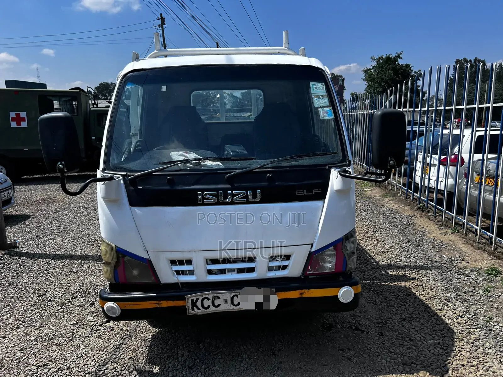 Isuzu Elf NKR Canter