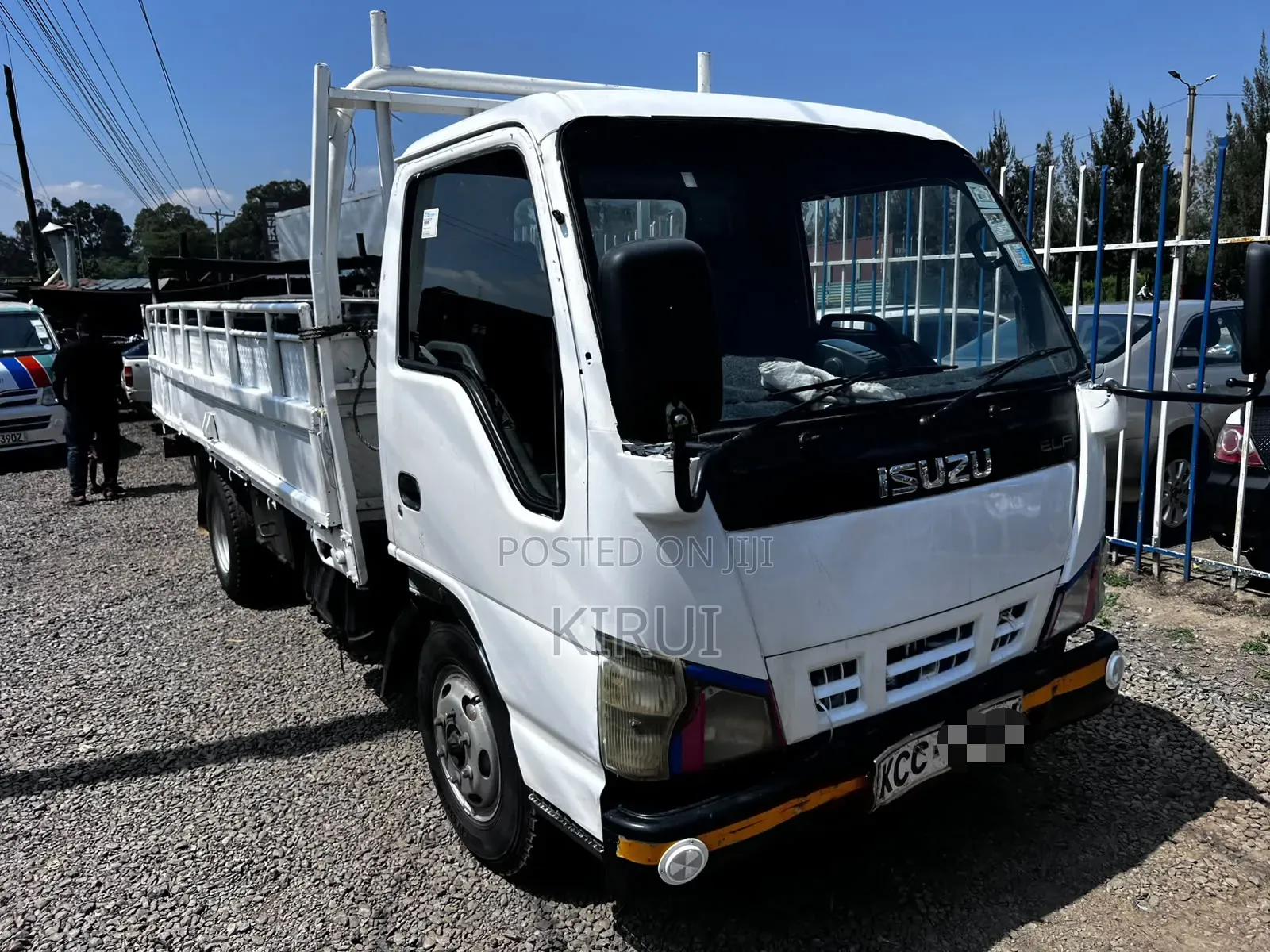Isuzu Elf NKR Canter