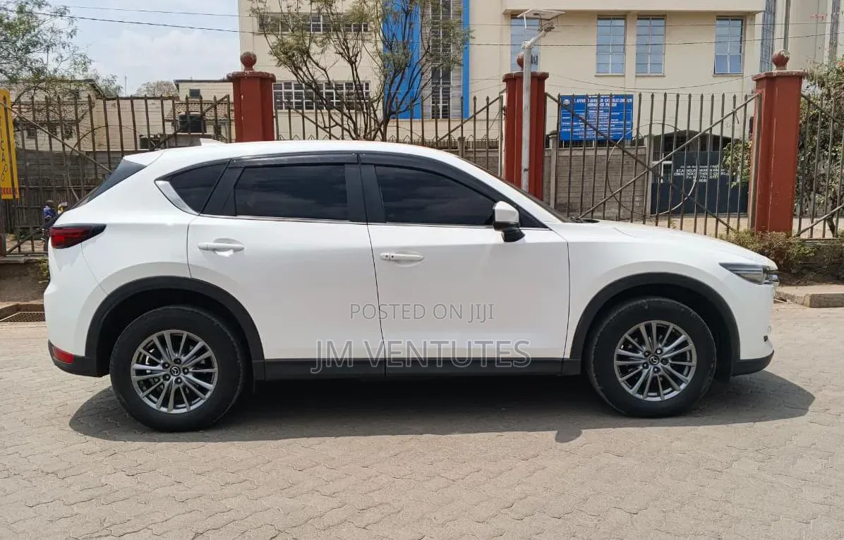 Mazda CX-5 2018 White