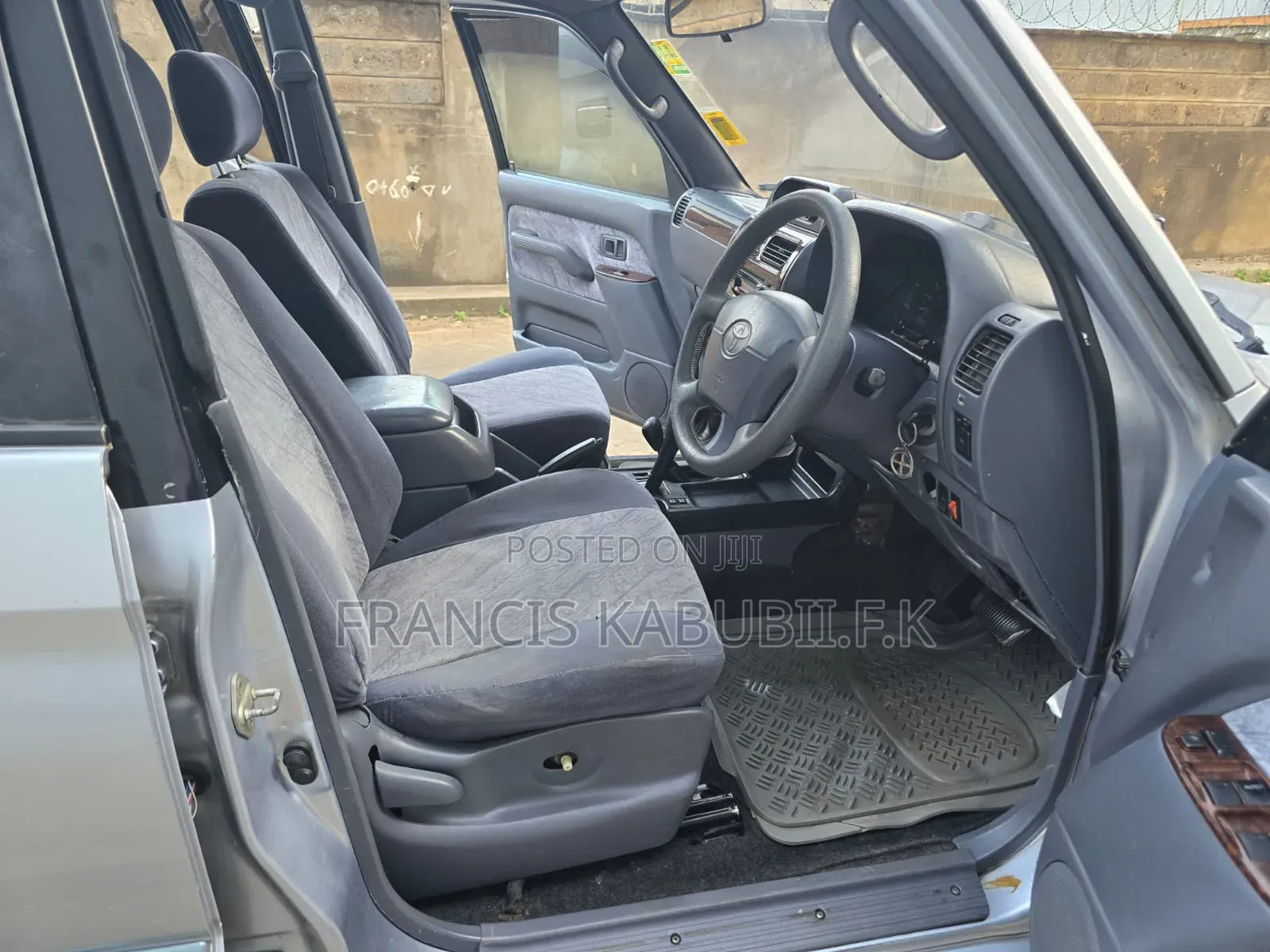 Toyota Land Cruiser 1995 Black